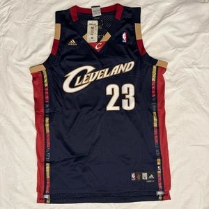 NWT Adidas Swingman LeBron James Cleveland Cavaliers Third Jersey Size XL
